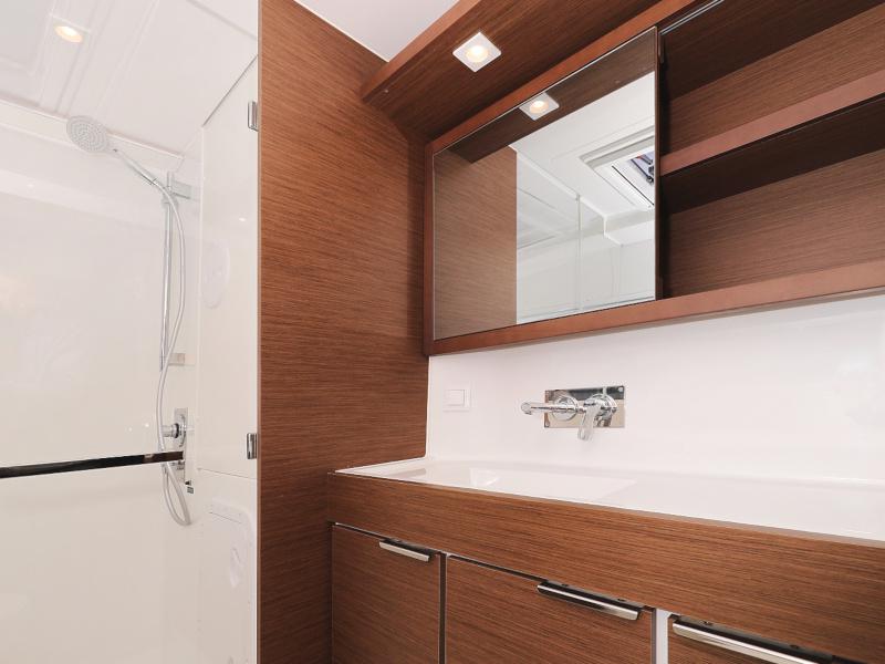 Book yachts online - catamaran - Lagoon 40-3 EXCLUSIVE - THE CURE OWNER VERSION AC salon + generator - rent