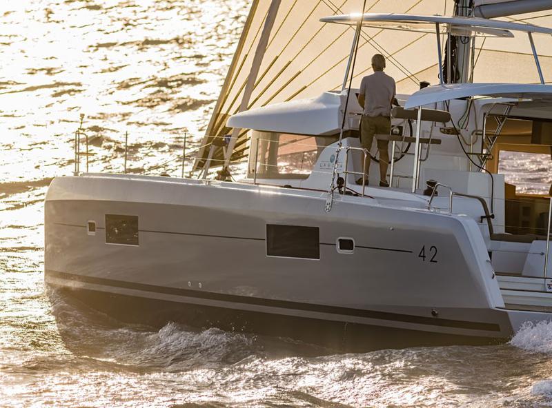 Book yachts online - catamaran - Lagoon 42 - FANTASEA  - rent
