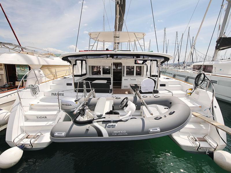 Book yachts online - catamaran - Lagoon 450 F - PARADISE Air condition salon+cabins generator watermaker - rent