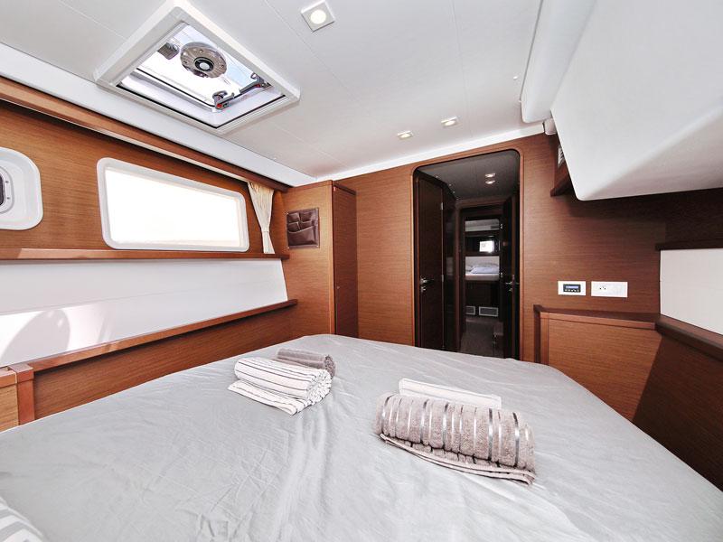 Book yachts online - catamaran - Lagoon 450 F - PARADISE Air condition salon+cabins generator watermaker - rent