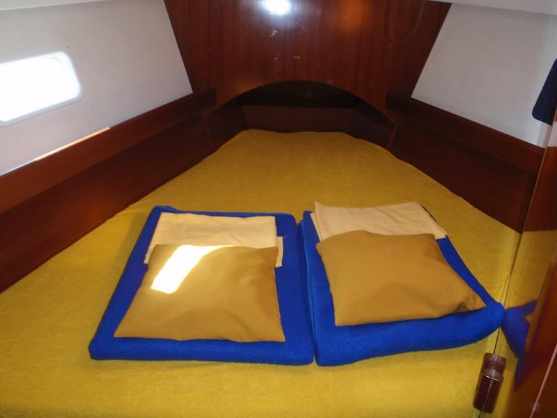 Book yachts online - sailboat - Oceanis Clipper 423 - Gipfos - rent