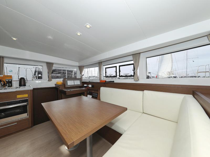 Book yachts online - catamaran - Lagoon 40 - TOM &amp; JERRY - rent