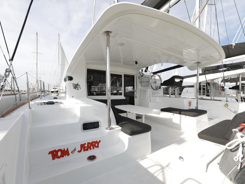 Book yachts online - catamaran - Lagoon 40 - TOM &amp; JERRY - rent