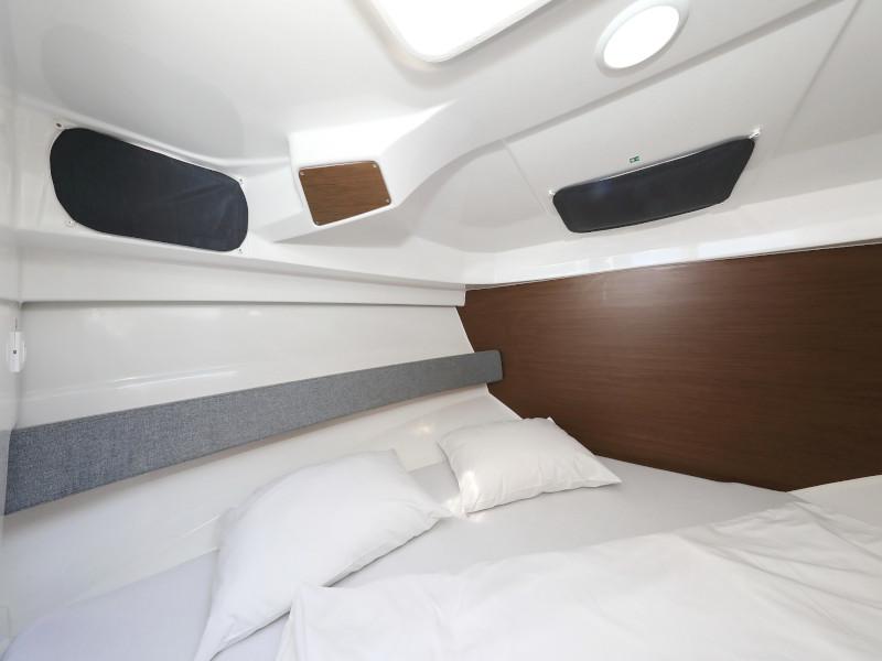 Book yachts online - motorboat - Antares 8 - BELECA - rent