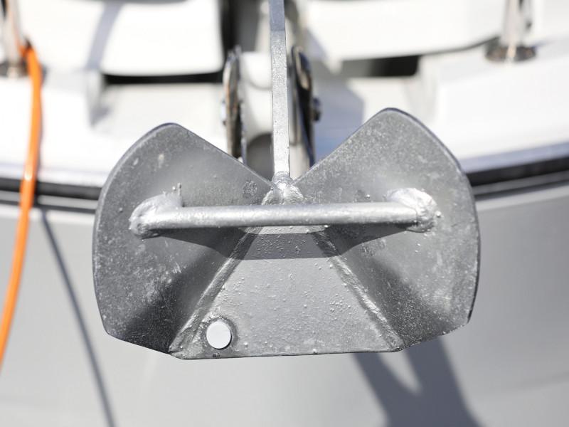 Book yachts online - motorboat - Antares 8 - BELECA - rent