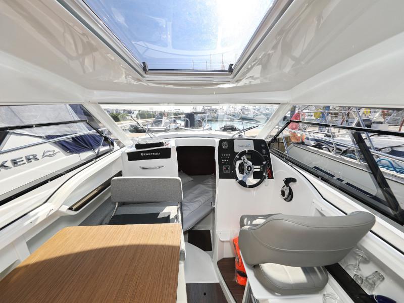 Book yachts online - motorboat - Antares 8 - BELECA - rent