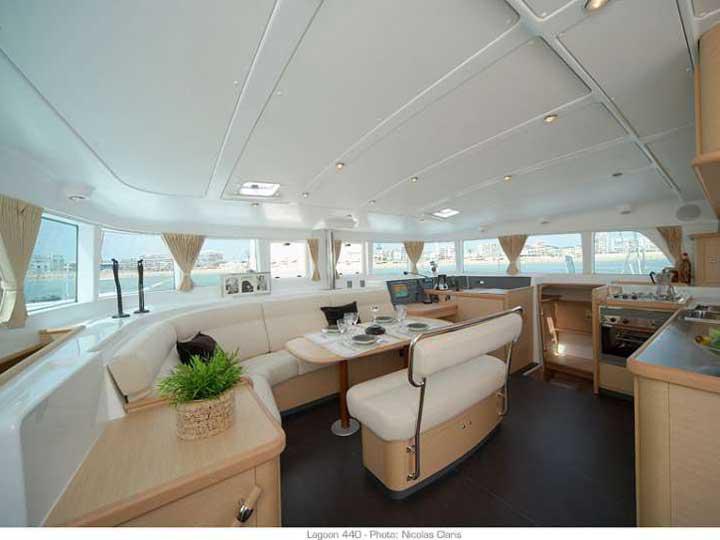 Book yachts online - catamaran - Lagoon 440-07 - LAGOSTA - rent