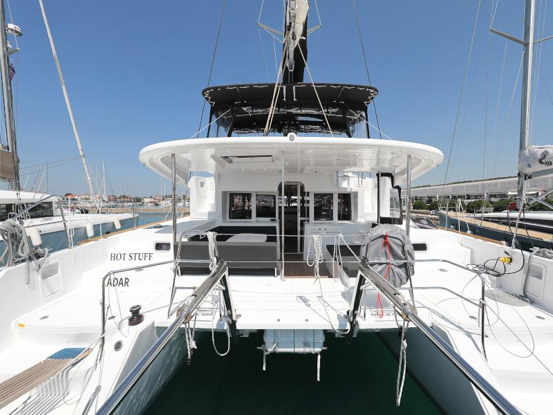 Book yachts online - catamaran - Lagoon 450 F - HOT STUFF Air condition in salon generator - rent