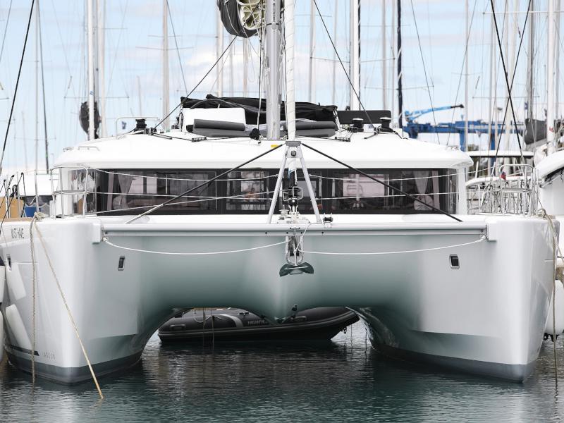 Book yachts online - catamaran - Lagoon 450 F - MUST HAVE Air Condition Generator - rent