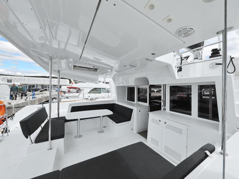 Book yachts online - catamaran - Lagoon 450 F - MUST HAVE Air Condition Generator - rent