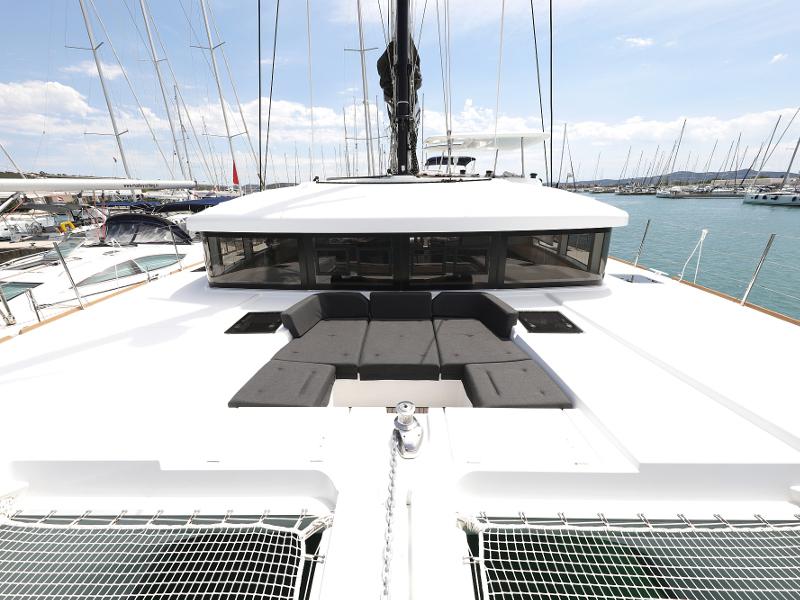 Book yachts online - catamaran - Lagoon 52 - SEA DWELLER (ex.TEQUILA SUNRISE) AC Generator Watermaker - rent