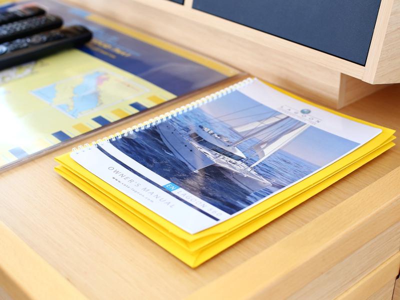 Book yachts online - catamaran - Lagoon 52 - SEA DWELLER (ex.TEQUILA SUNRISE) AC Generator Watermaker - rent