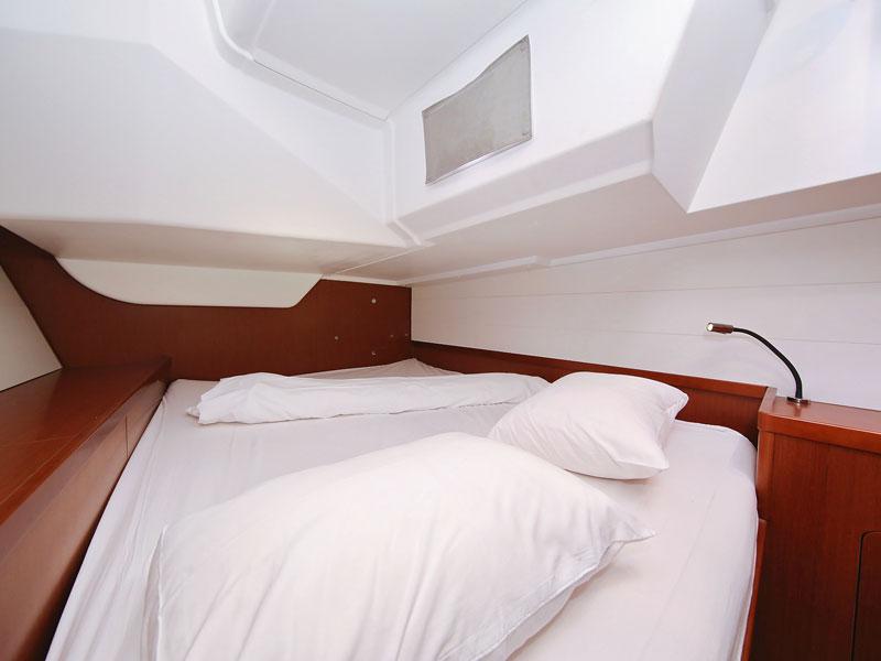 Book yachts online - sailboat - Oceanis 48 - San Clemente  - rent