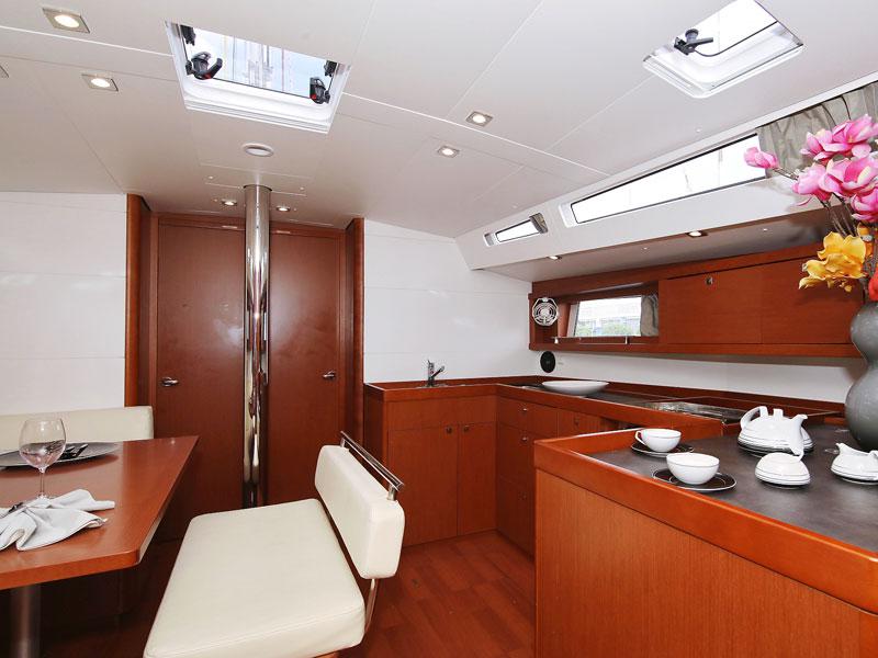 Book yachts online - sailboat - Oceanis 48 - San Clemente  - rent