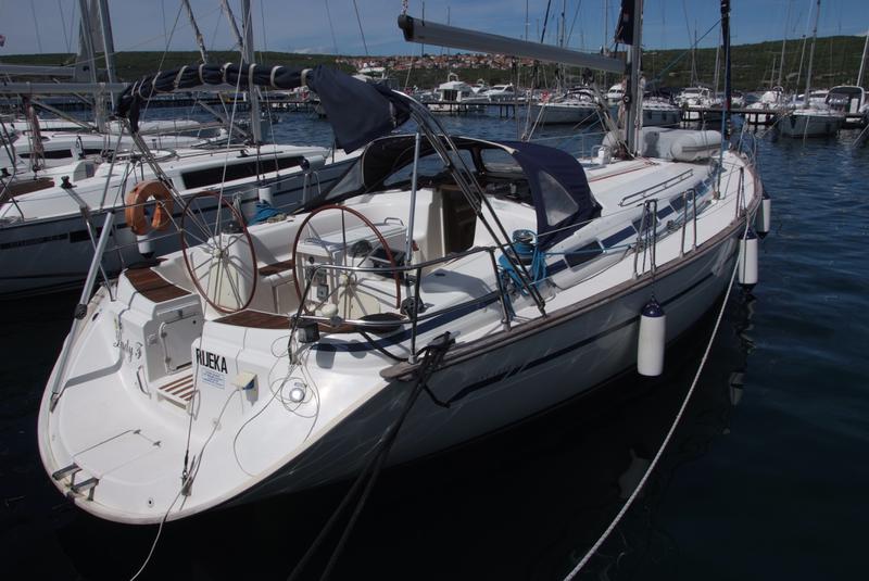 Book yachts online - sailboat - Bavaria 44 - Lady F - rent