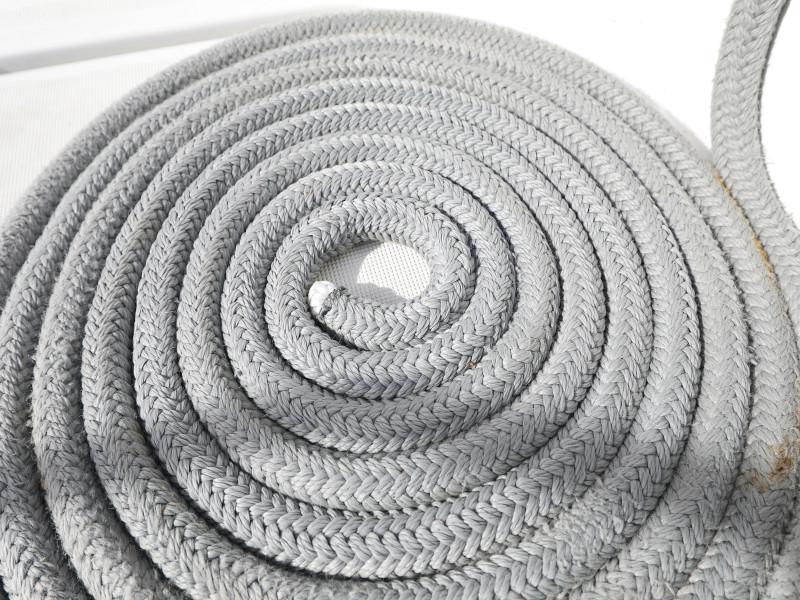 Book yachts online - catamaran - Lagoon 40 - BLUE ANGEL AC salon + generator - rent