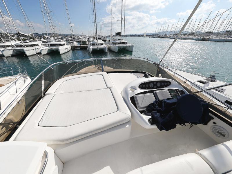 Book yachts online - motorboat - Sunseeker Manhattan 50 - FOREVER MAJA - rent