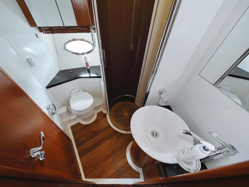 Book yachts online - motorboat - Sunseeker Manhattan 50 - FOREVER MAJA - rent