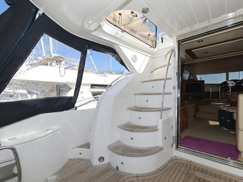 Book yachts online - motorboat - Sunseeker Manhattan 50 - FOREVER MAJA - rent