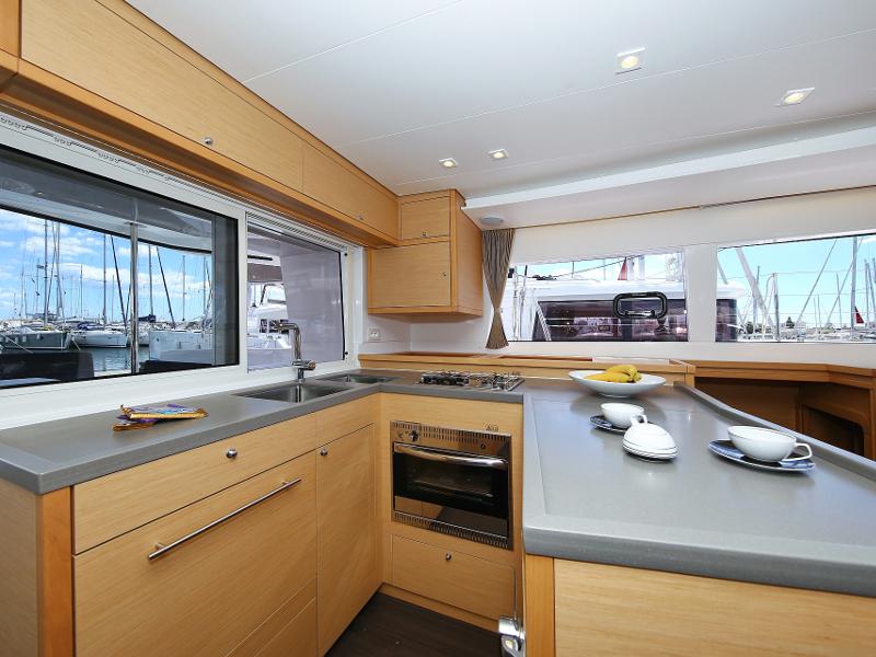 Book yachts online - catamaran - Lagoon 450 F - PRETTY ALICE  - rent