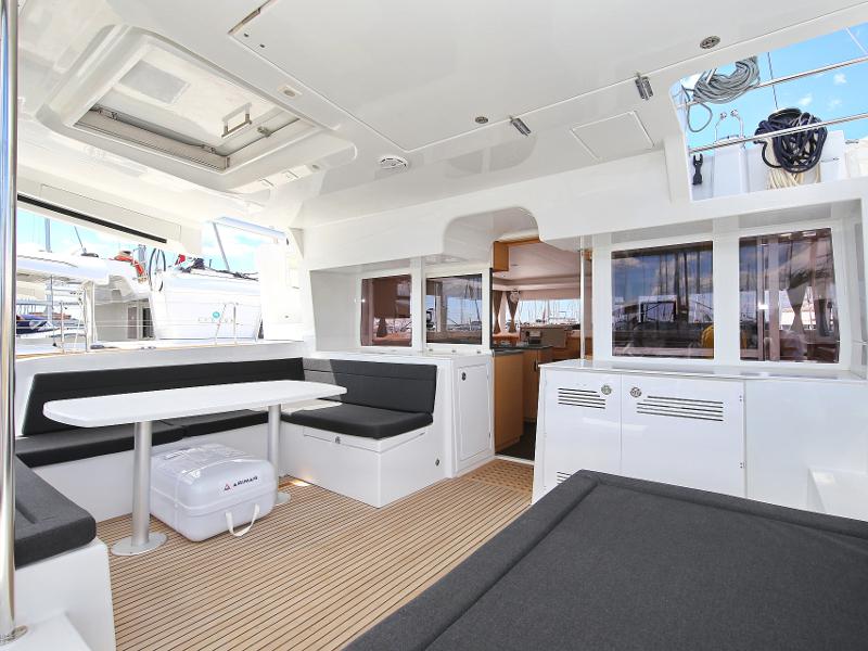 Book yachts online - catamaran - Lagoon 450 F - PRETTY ALICE  - rent