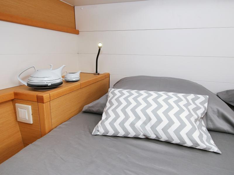 Book yachts online - catamaran - Lagoon 450 F - PRETTY ALICE  - rent