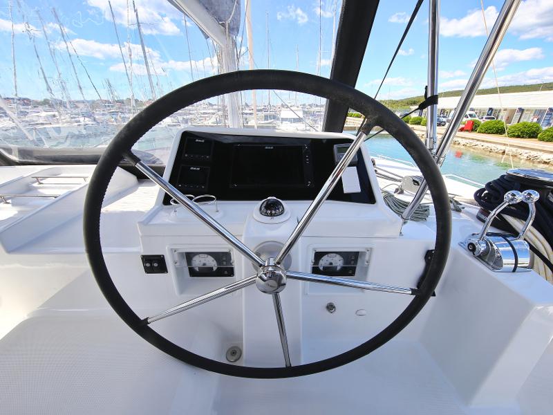 Book yachts online - catamaran - Lagoon 450 F - PRETTY ALICE  - rent