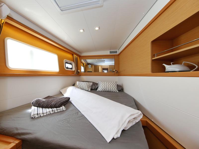 Book yachts online - catamaran - Lagoon 450 F - PRETTY ALICE  - rent