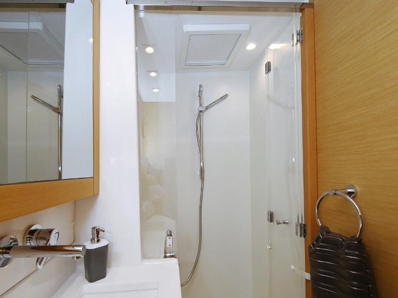 Book yachts online - catamaran - Lagoon 450 F - PRETTY ALICE  - rent