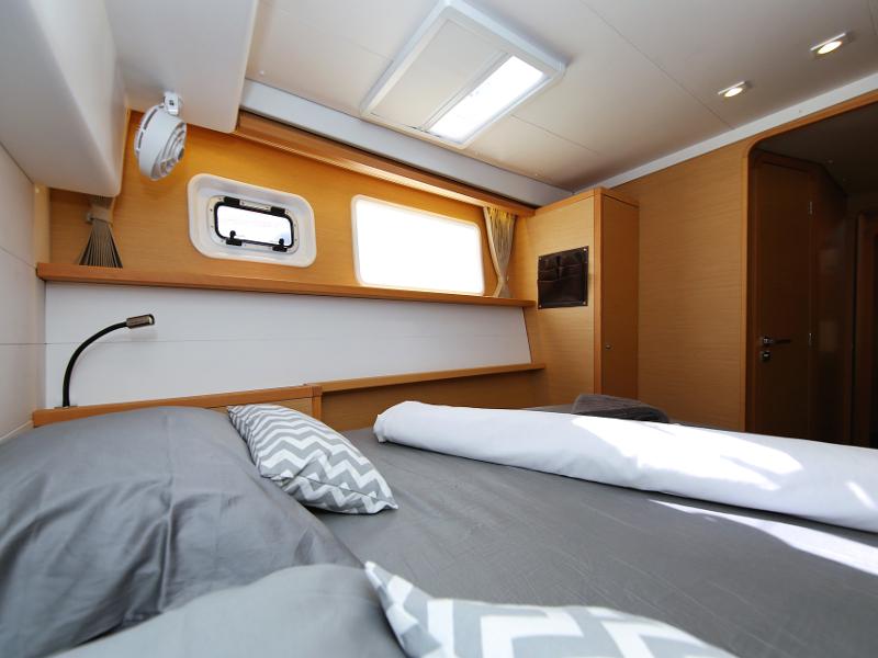 Book yachts online - catamaran - Lagoon 450 F - PRETTY ALICE  - rent