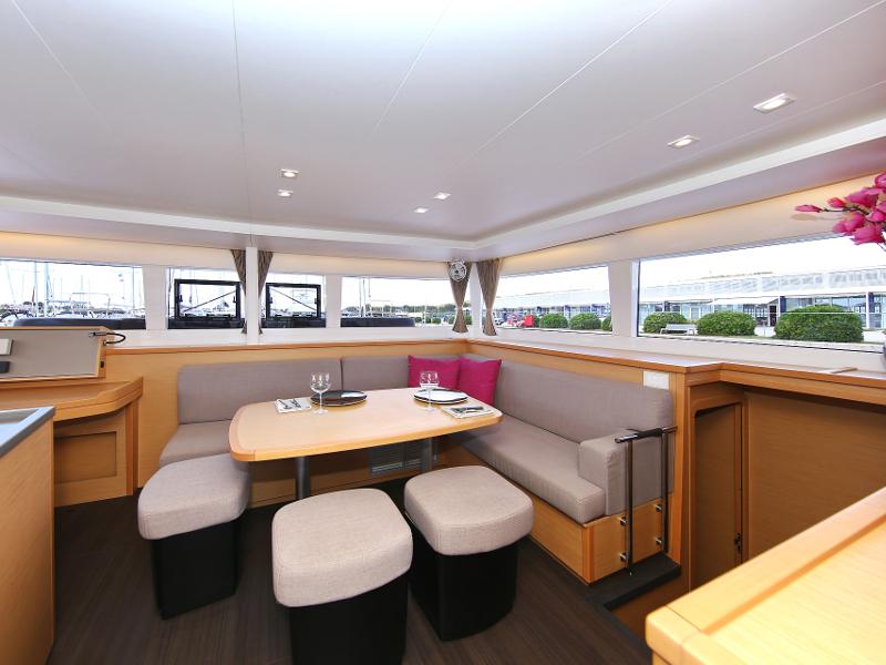Book yachts online - catamaran - Lagoon 450 F - PRETTY ALICE  - rent