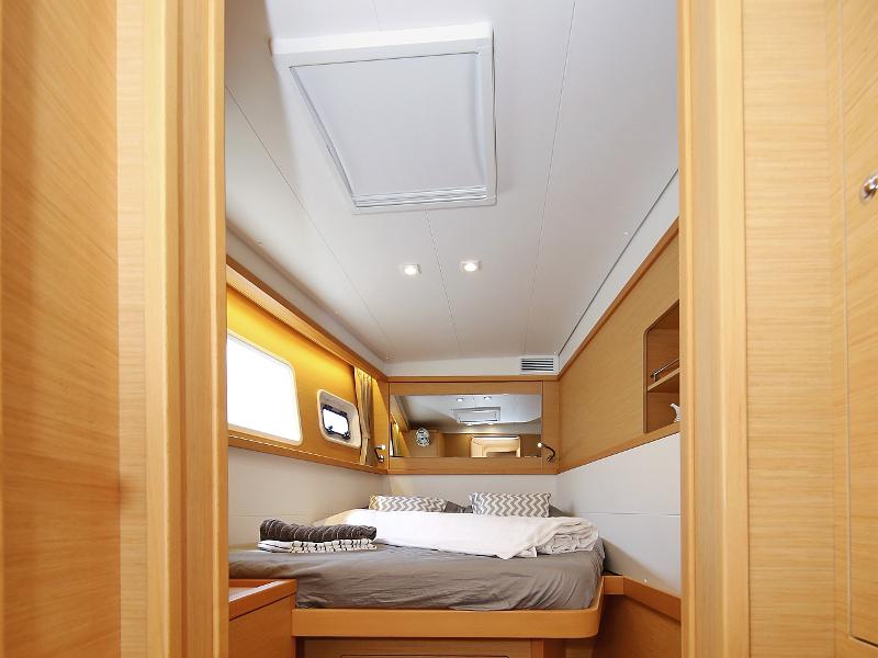 Book yachts online - catamaran - Lagoon 450 F - PRETTY ALICE  - rent