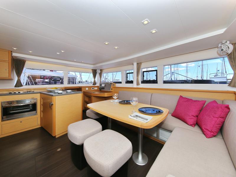 Book yachts online - catamaran - Lagoon 450 F - PRETTY ALICE  - rent