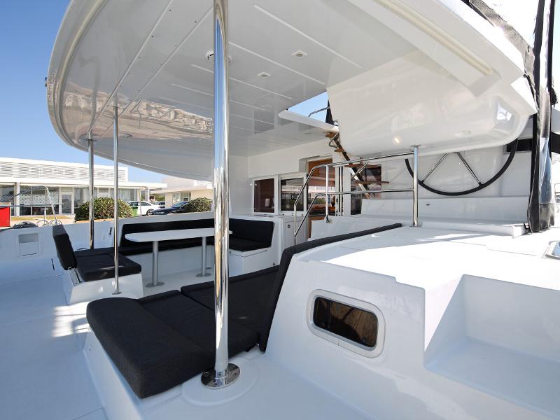 Book yachts online - catamaran - Lagoon 450 - FELIX FINIS  - rent