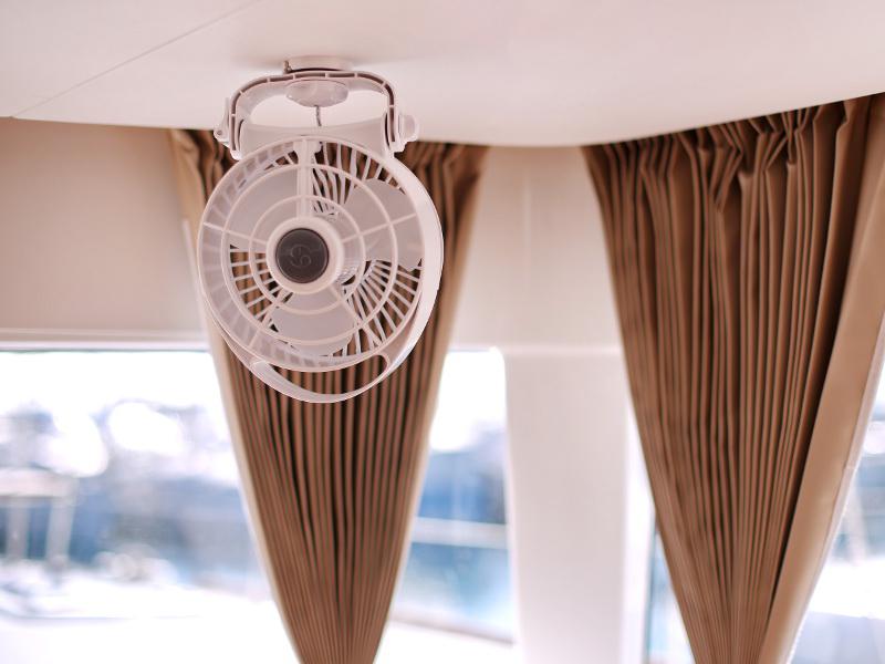 Book yachts online - catamaran - Lagoon 450 - FELIX FINIS  - rent