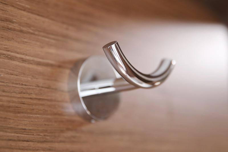 Book yachts online - catamaran - Lagoon 42 - ROYAL SALUTE - rent