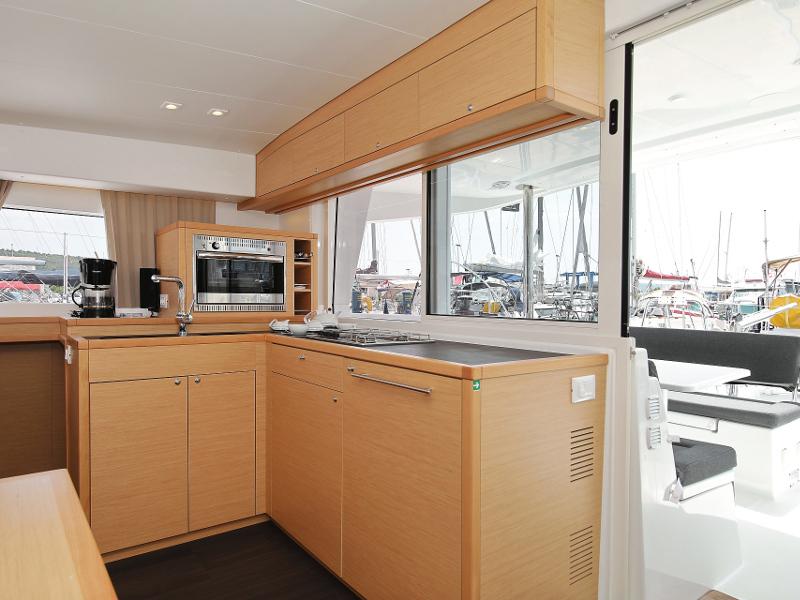 Book yachts online - catamaran - Lagoon 400 S2 LIMITED EDITION - SCIROCCO Limited Edition - rent