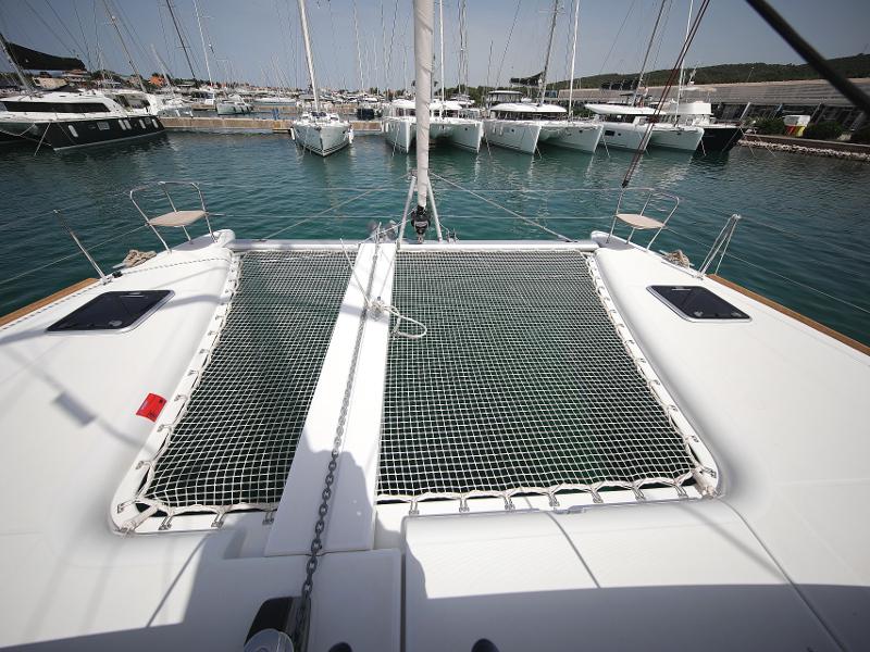 Book yachts online - catamaran - Lagoon 400 S2 LIMITED EDITION - SCIROCCO Limited Edition - rent