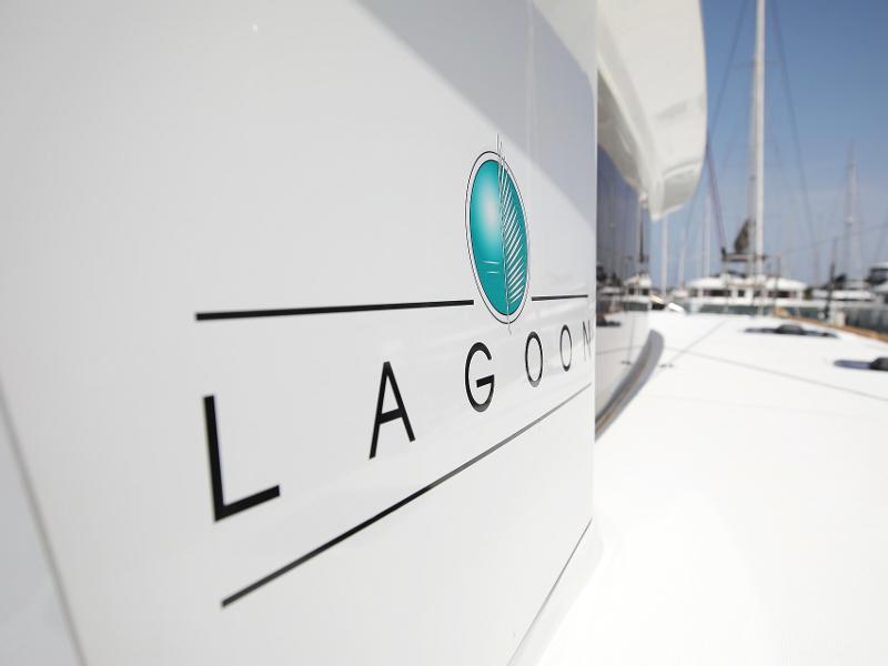 Book yachts online - catamaran - Lagoon 400 S2 LIMITED EDITION - SCIROCCO Limited Edition - rent