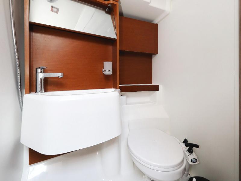 Book yachts online - sailboat - Oceanis 51.1 - GREY GOOSE  - rent