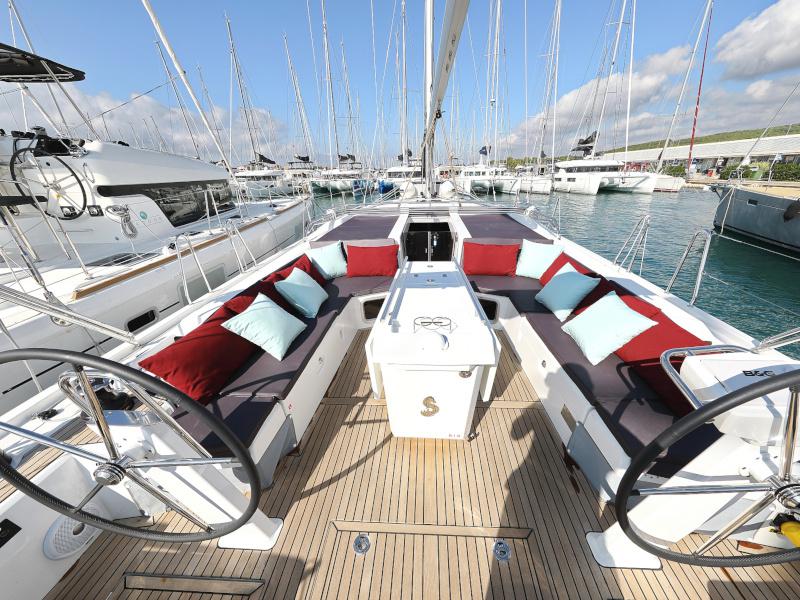 Book yachts online - sailboat - Oceanis 51.1 - GREY GOOSE  - rent