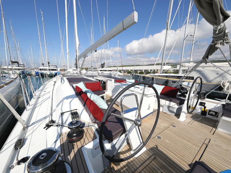 Book yachts online - sailboat - Oceanis 51.1 - GREY GOOSE  - rent