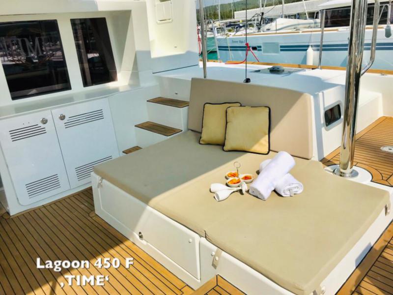 Book yachts online - catamaran - Lagoon 450 F - TIME  - rent
