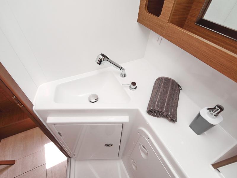 Book yachts online - catamaran - Lagoon 42 - MASTERPIECE - rent