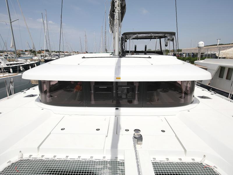 Book yachts online - catamaran - Lagoon 42 - MASTERPIECE - rent