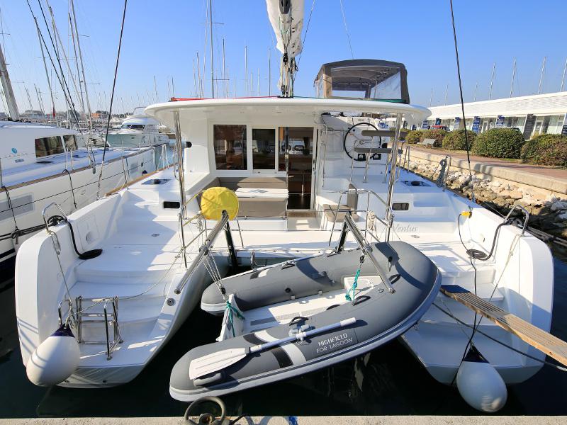 Book yachts online - catamaran - Lagoon 39 - VENTUS Generator - rent