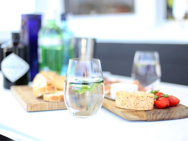 Book yachts online - catamaran - Lagoon 39 - GIN TONIC Generator - rent