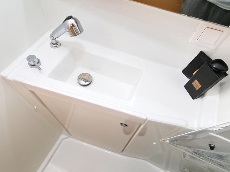 Book yachts online - catamaran - Lagoon 39 - GIN TONIC Generator - rent