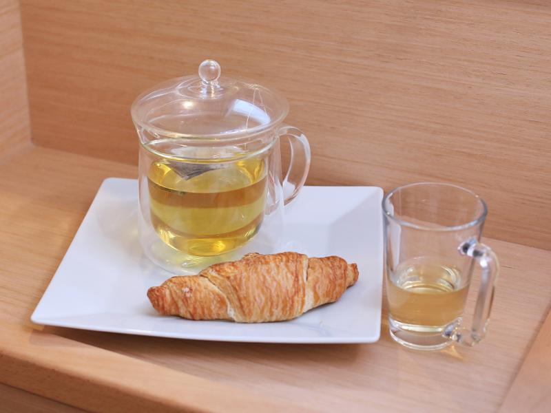 Book yachts online - catamaran - Lagoon 39 - GIN TONIC Generator - rent