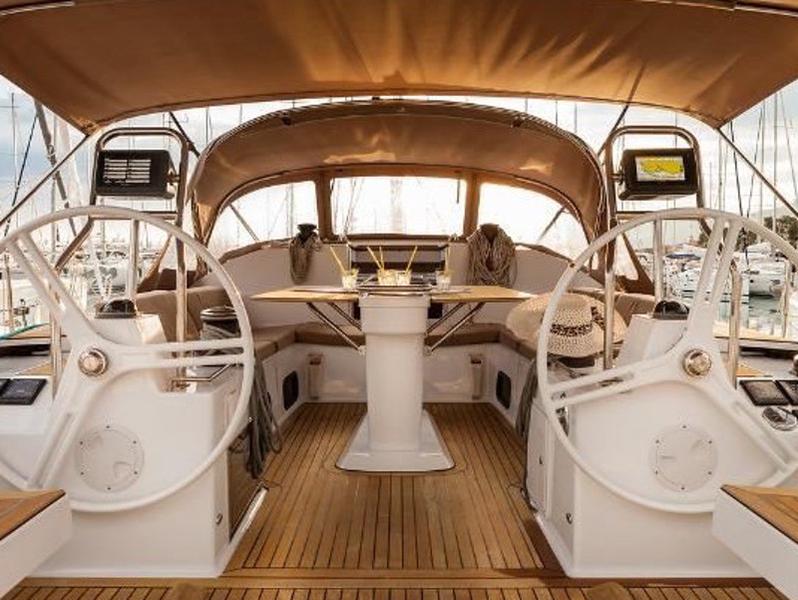 Book yachts online - sailboat - Elan 50 Impression - April - rent